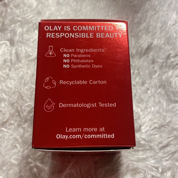 Olay Regenerist Whip Hydrating Moisturizer Fragrance Free - Picture 5 of 6